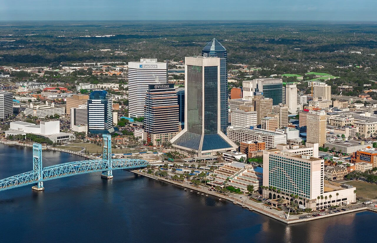 Jacksonville skyline and Main Street Bridge above the St Johns River